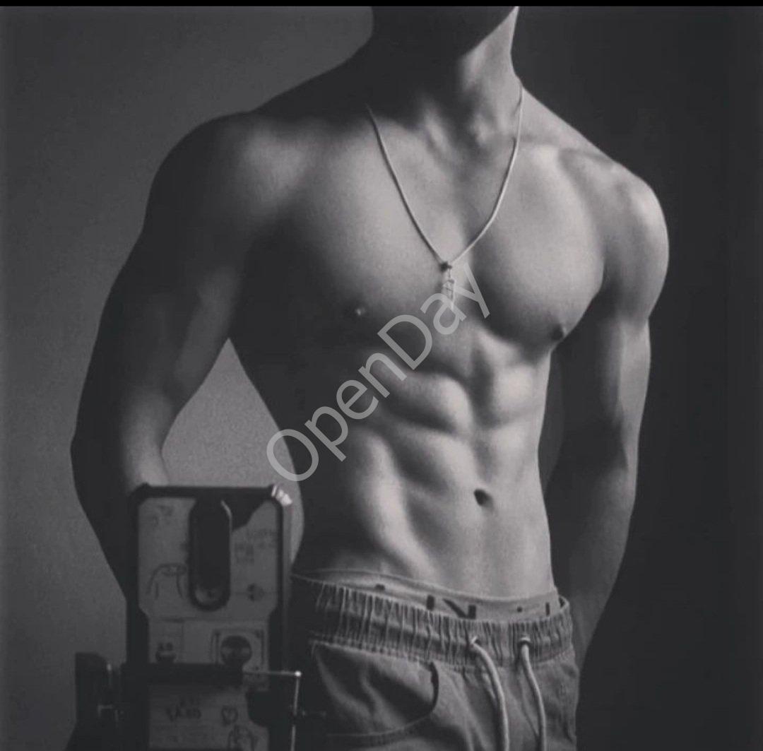 akhas-jain-vietnamese-gay-escort-in-new-delhi-7501016_original