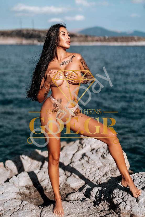 SENSUAL-EROTIC-SKINNY-BRUNETTE-ESCORT-IN-ATHENS-ARYA-4