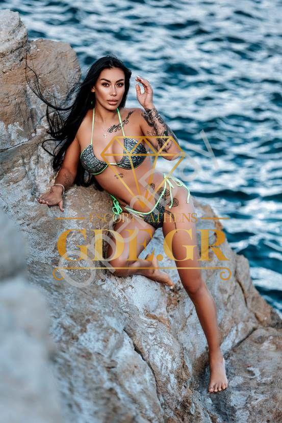 SENSUAL-EROTIC-SKINNY-BRUNETTE-ESCORT-IN-ATHENS-ARYA-3