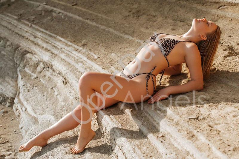 Hanna-escort (6)