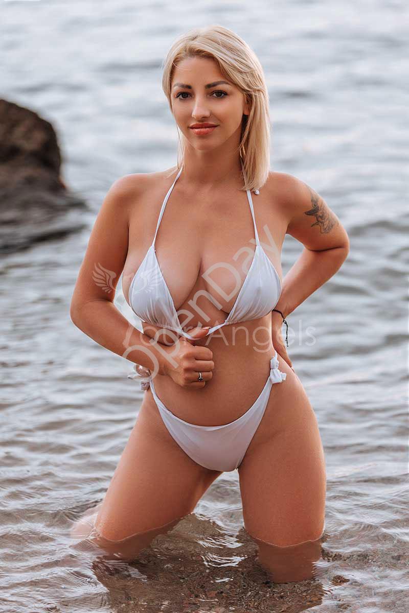 Anastasia-escort-(2)
